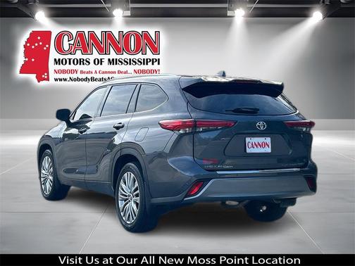 2022 Toyota Highlander Platinum
