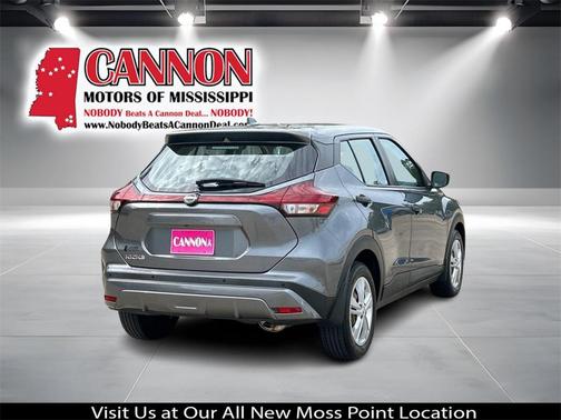 2022 Nissan Kicks S
