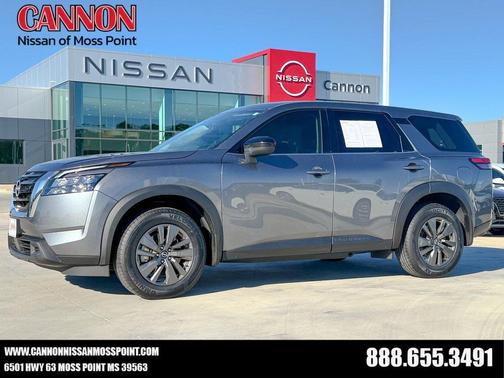 2024 Nissan Pathfinder S FWD
