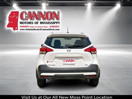 2019 Nissan Kicks SR