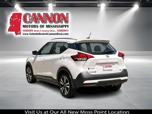 2019 Nissan Kicks SR