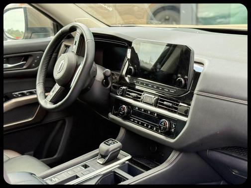 2024 Nissan Pathfinder Platinum FWD