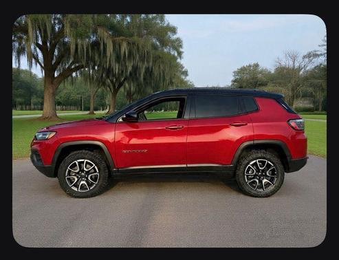 Red Hot Pearlcoat 2025 Jeep Compass Trailhawk