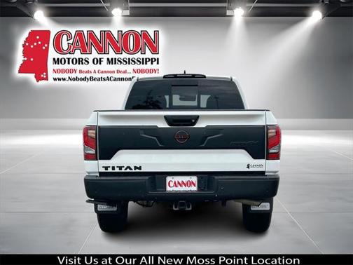 2024 Nissan Titan PRO-4X
