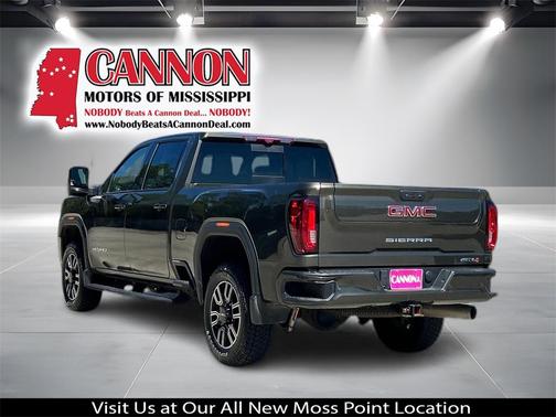 2023 GMC Sierra 2500 AT4