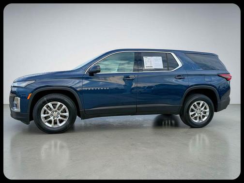 Northsky Blue Metallic 2023 Chevrolet Traverse LS