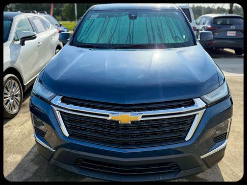 Northsky Blue Metallic 2023 Chevrolet Traverse LS