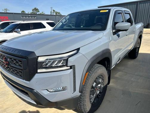 Boulder Gray Pearl 2023 Nissan Frontier PRO-X