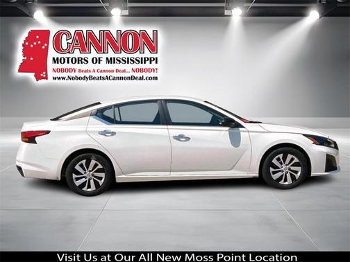 2024 Nissan Altima S FWD