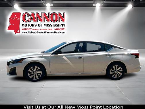 2024 Nissan Altima S FWD