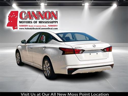 2024 Nissan Altima S FWD