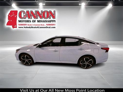 2025 Nissan Altima SR FWD
