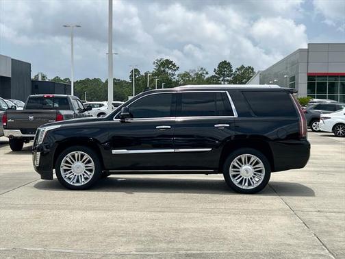 2016 Cadillac Escalade Platinum