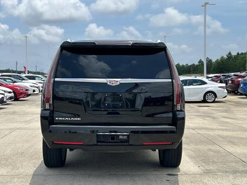2016 Cadillac Escalade Platinum