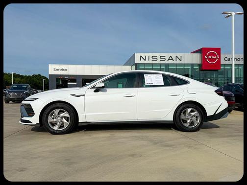 Serenity White 2025 Hyundai SONATA SE