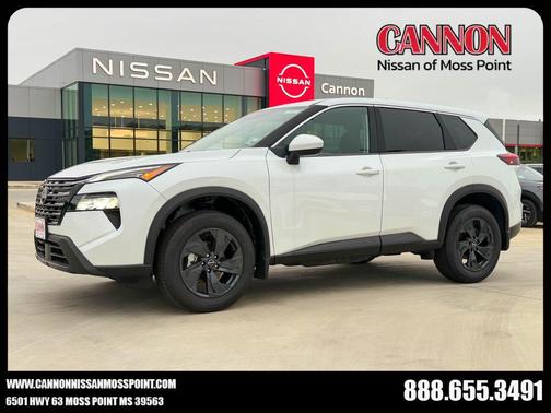 Everest White Pearl Tricoat 2026 Nissan Rogue SV