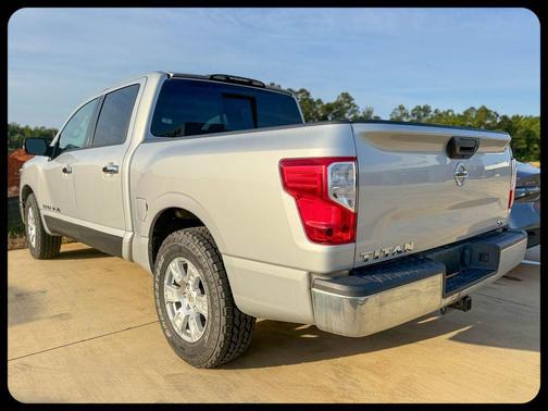 Brilliant Silver Metallic 2019 Nissan Titan SV