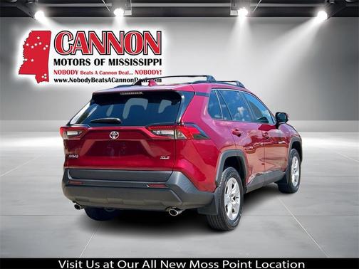 2021 Toyota RAV4 XLE