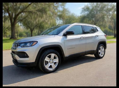 Billet Silver Metallic Clearcoat 2022 Jeep Compass Latitude