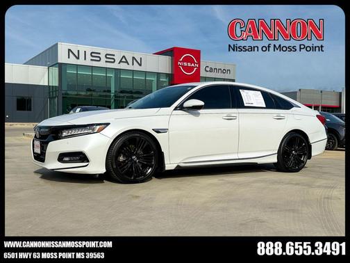 Platinum White Pearl 2018 Honda Accord Touring 2.0T