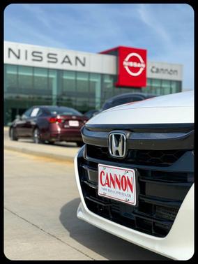 Platinum White Pearl 2018 Honda Accord Touring 2.0T