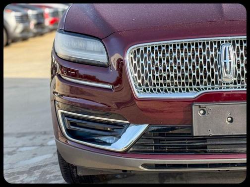 2019 Lincoln Nautilus Reserve
