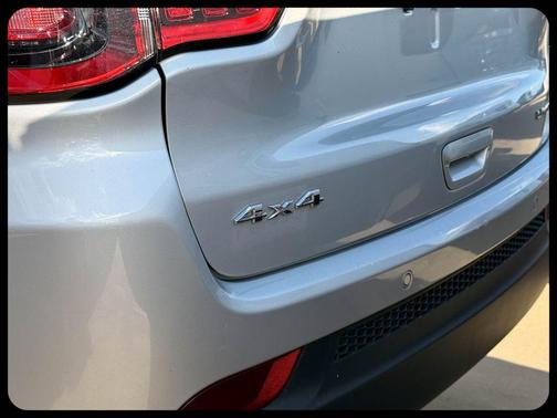 Silver Zynith Metallic Clearcoat 2025 Jeep Compass Limited