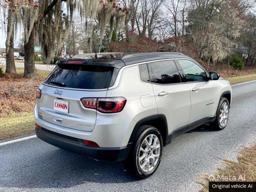 Silver Zynith Metallic Clearcoat 2025 Jeep Compass Limited