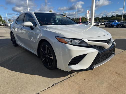 2020 Toyota Camry XSE