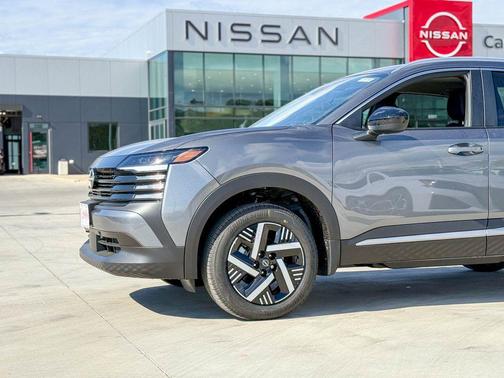 Gun Metallic 2026 Nissan Kicks SV