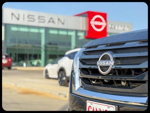 2022 Nissan Pathfinder SL 2WD