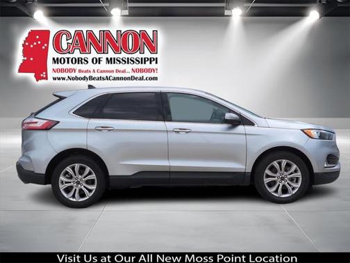 2023 Ford Edge Titanium