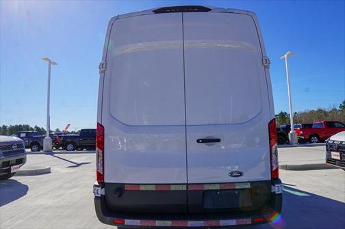 2018 Ford Transit-250 Base
