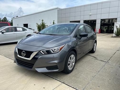2022 Nissan Versa 1.6 S