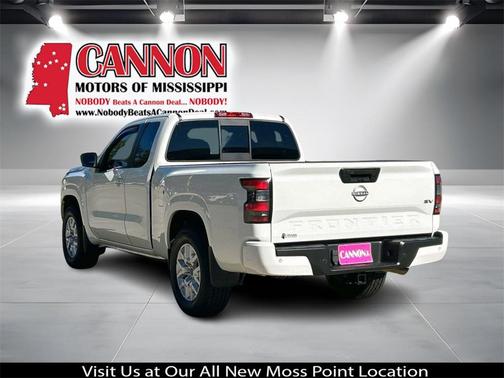 2022 Nissan Frontier SV