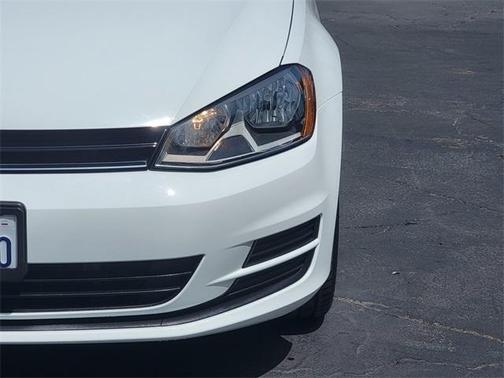 2016 Volkswagen Golf SportWagen TSI Limited Edition