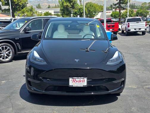 Solid Black 2025 Tesla Model Y Long Range