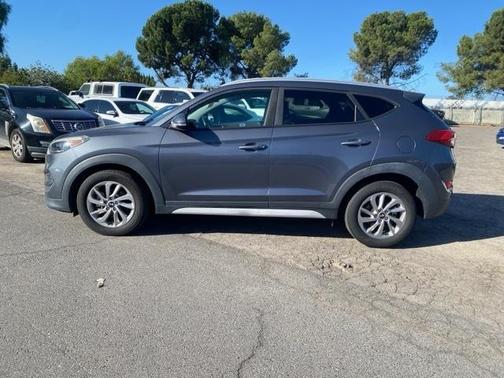 2017 Hyundai TUCSON SE Plus