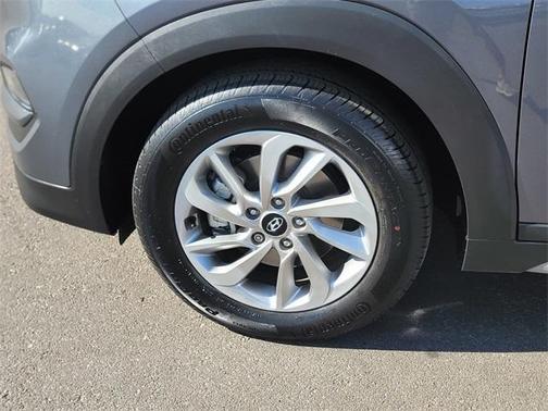 2017 Hyundai TUCSON SE Plus