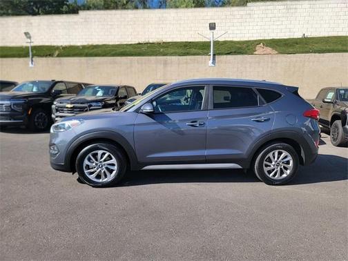 2017 Hyundai TUCSON SE Plus