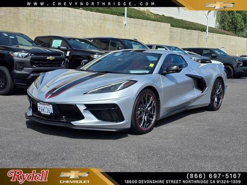 2026 Chevrolet Corvette Stingray w/2LT