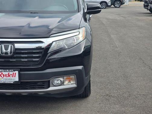 Crystal Black Pearl 2020 Honda Ridgeline RTL-E