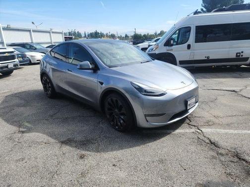 2024 Tesla Model Y Performance