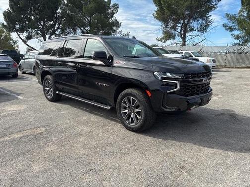 2023 Chevrolet Suburban Z71