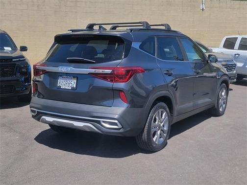 2022 Kia Seltos S