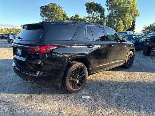 2022 Chevrolet Traverse Premier
