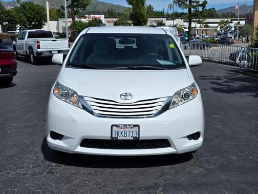 2015 Toyota Sienna LE