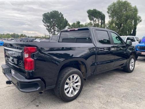 2022 Chevrolet Silverado 1500 Custom