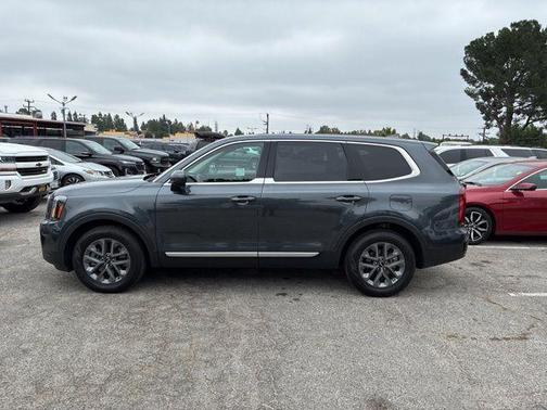 Gravity Gray 2024 Kia Telluride LX