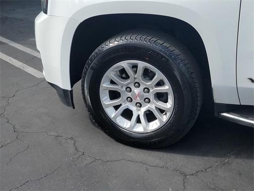 2017 GMC Yukon XL SLT